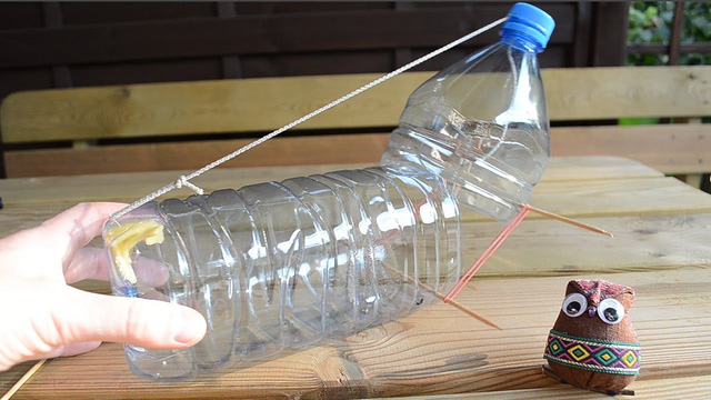 bẫy chuột làm bằng chai nhựa