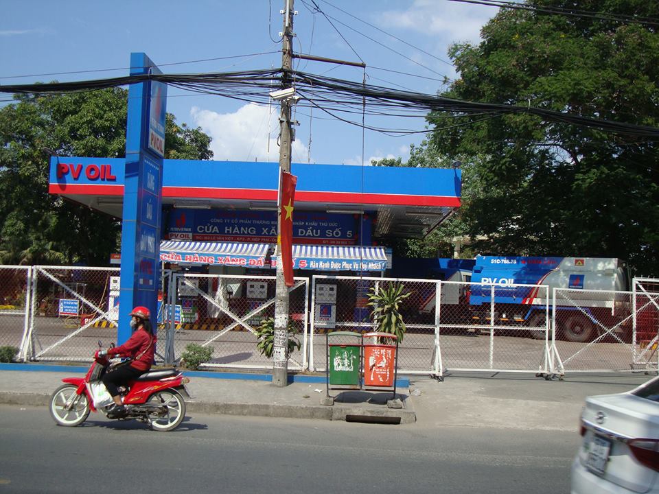 Diệt chuột cho cửa hàng xăng dầu Thủ Đức số 5 đường Lê Văn Việt